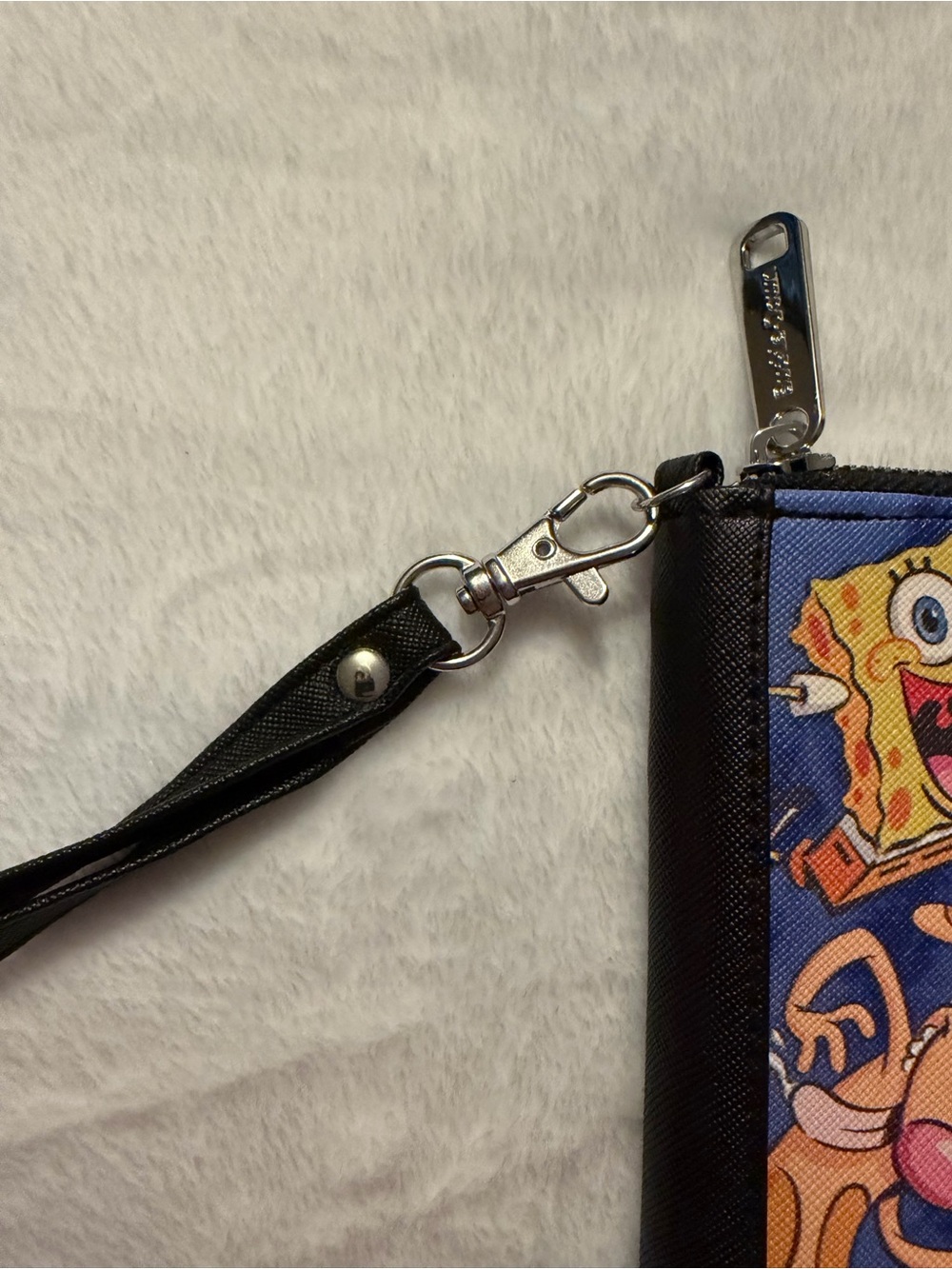 Buckle-Down Women's PU Zip Around Wallet Rectangle-Nick 90's Rewind - Picture 8 of 8